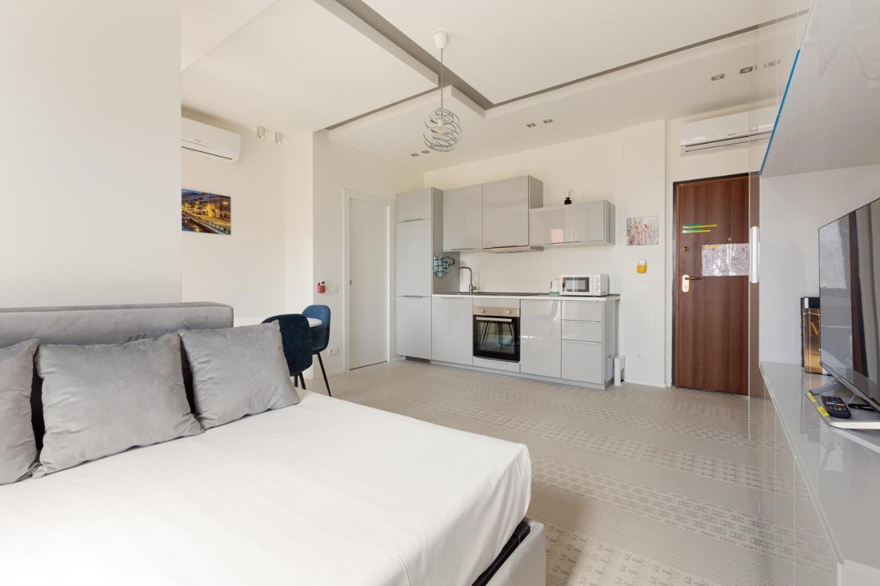 Milano Renovated Studio Apts Exterior photo