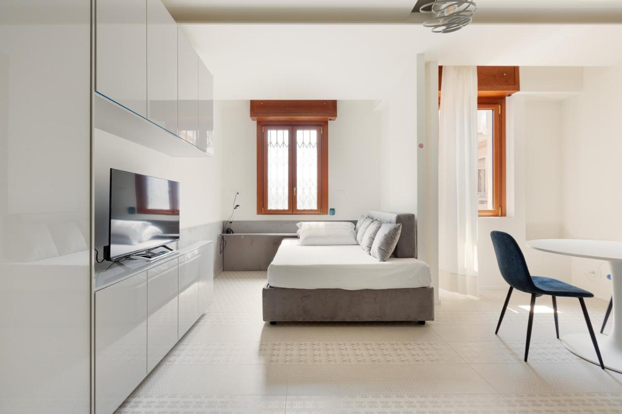 Milano Renovated Studio Apts Exterior photo