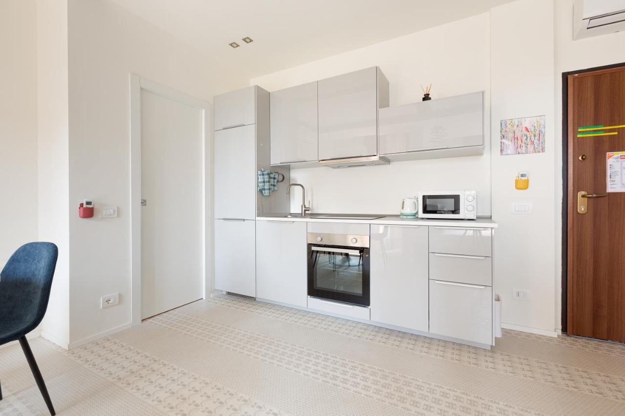 Milano Renovated Studio Apts Exterior photo
