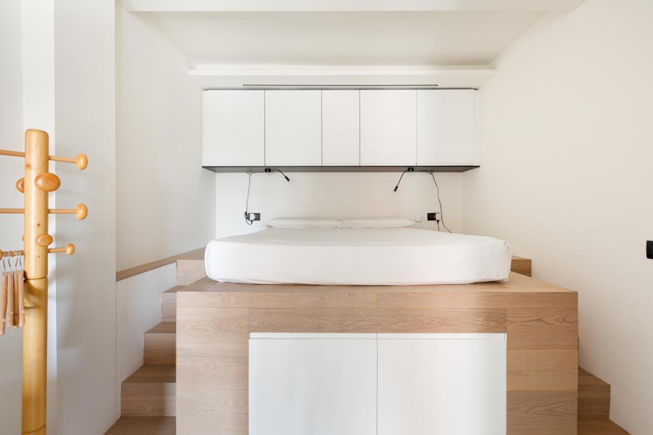 Milano Renovated Studio Apts Exterior photo